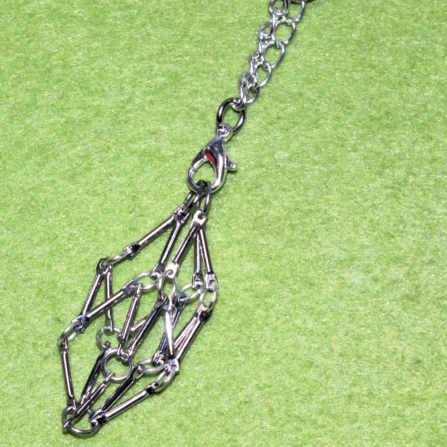 Handmade DICE HOLDER KEYRING with optional d20 - Carry your dice with you everywhere, or punish your Nat 1 in dice jail!