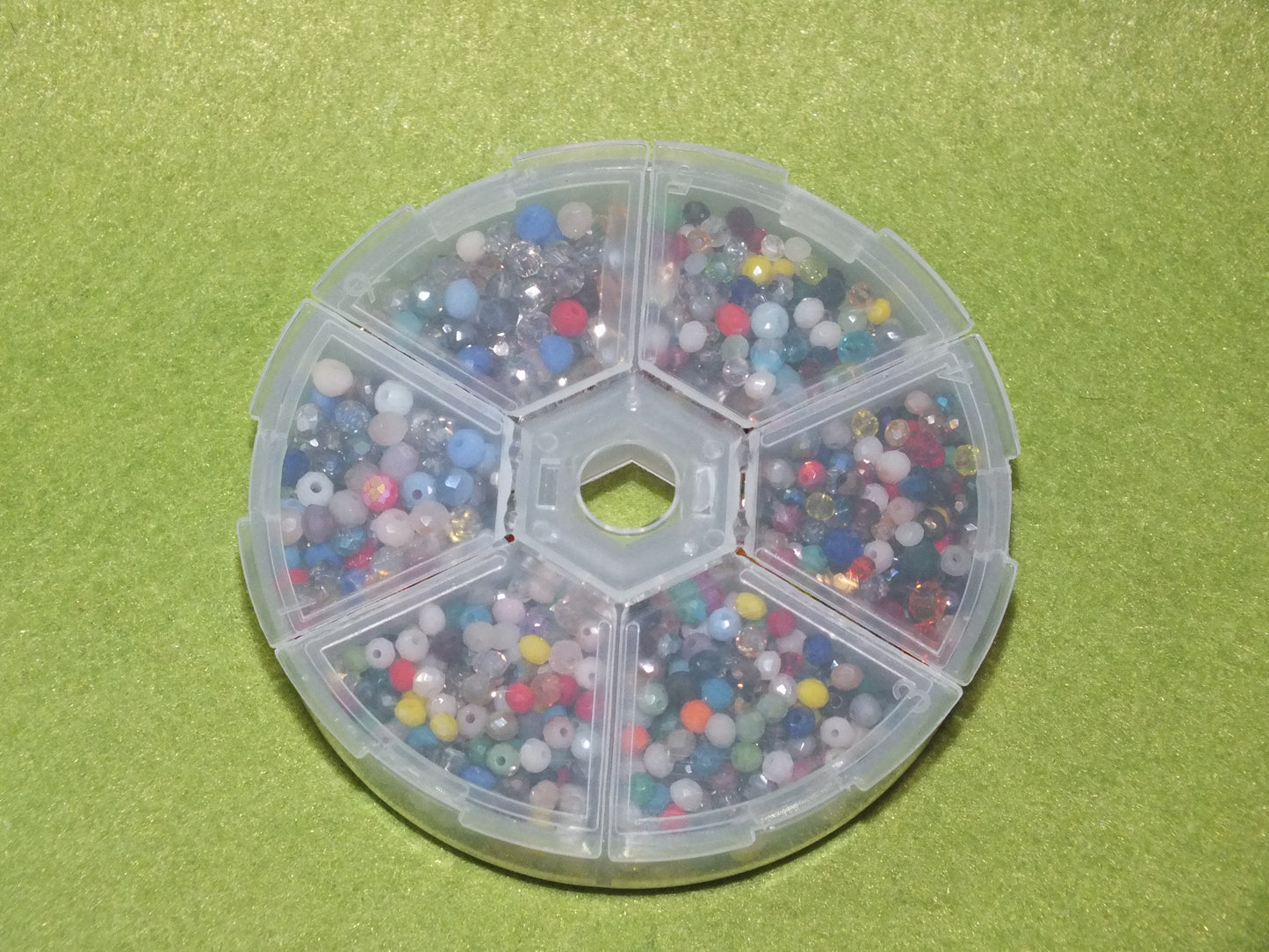 Faceted 2.5mm - 4mm glass abacus / rondelle beads selection box