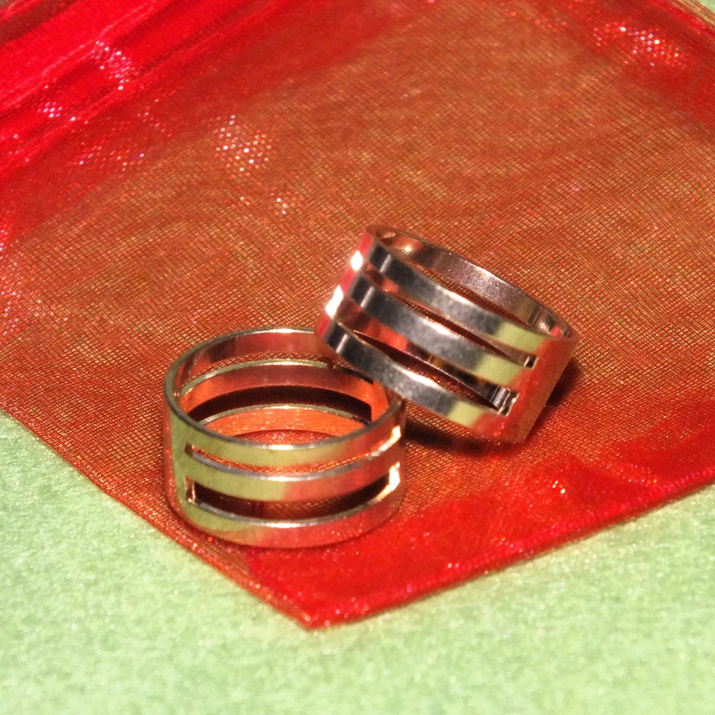 2 x Brass jump ring opening / closing tool, in an organza bag.