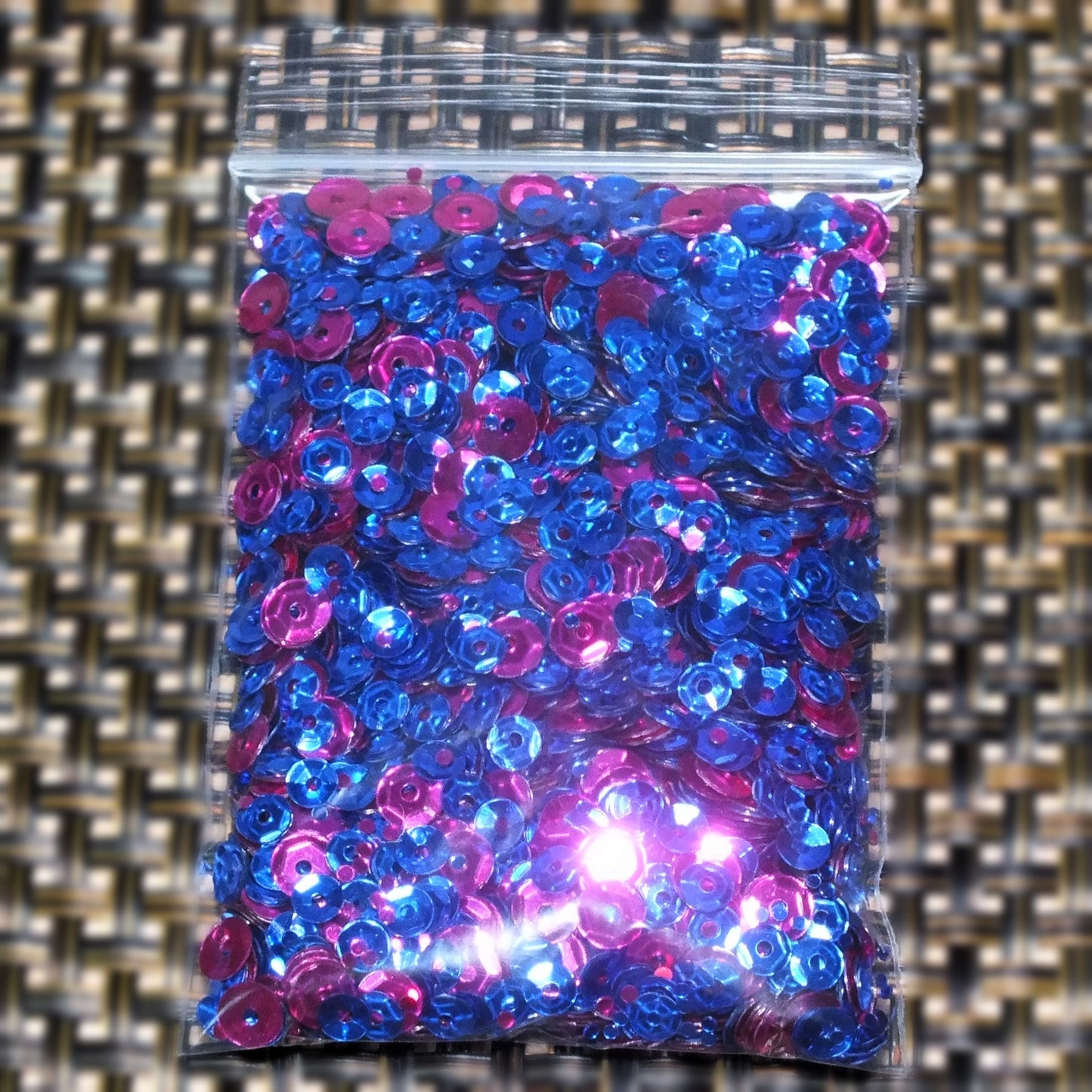 4-5mm mixed cup sequins, 15g pack blue / magenta