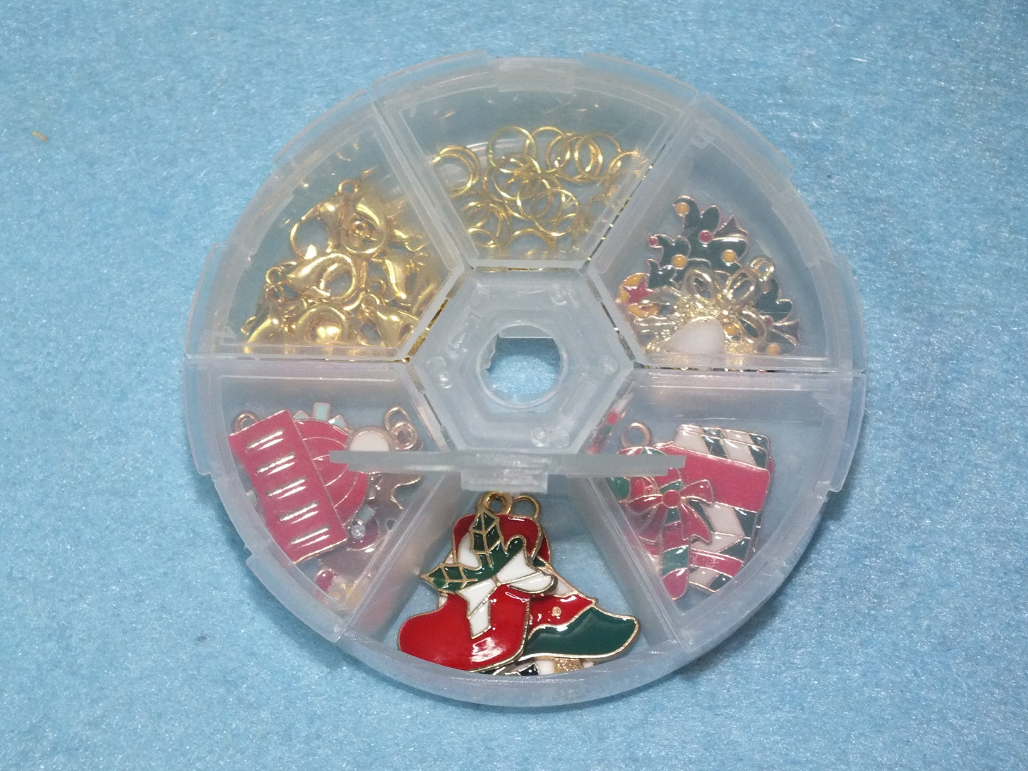 Festive DIY dangle charm box #2 - enamel Christmas charms, clasps & jump rings