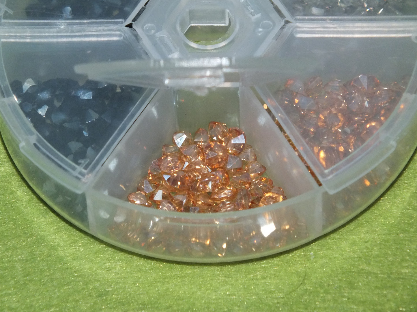 360pcs diamond shape 4mm faceted glass beads, black / orange / light grey