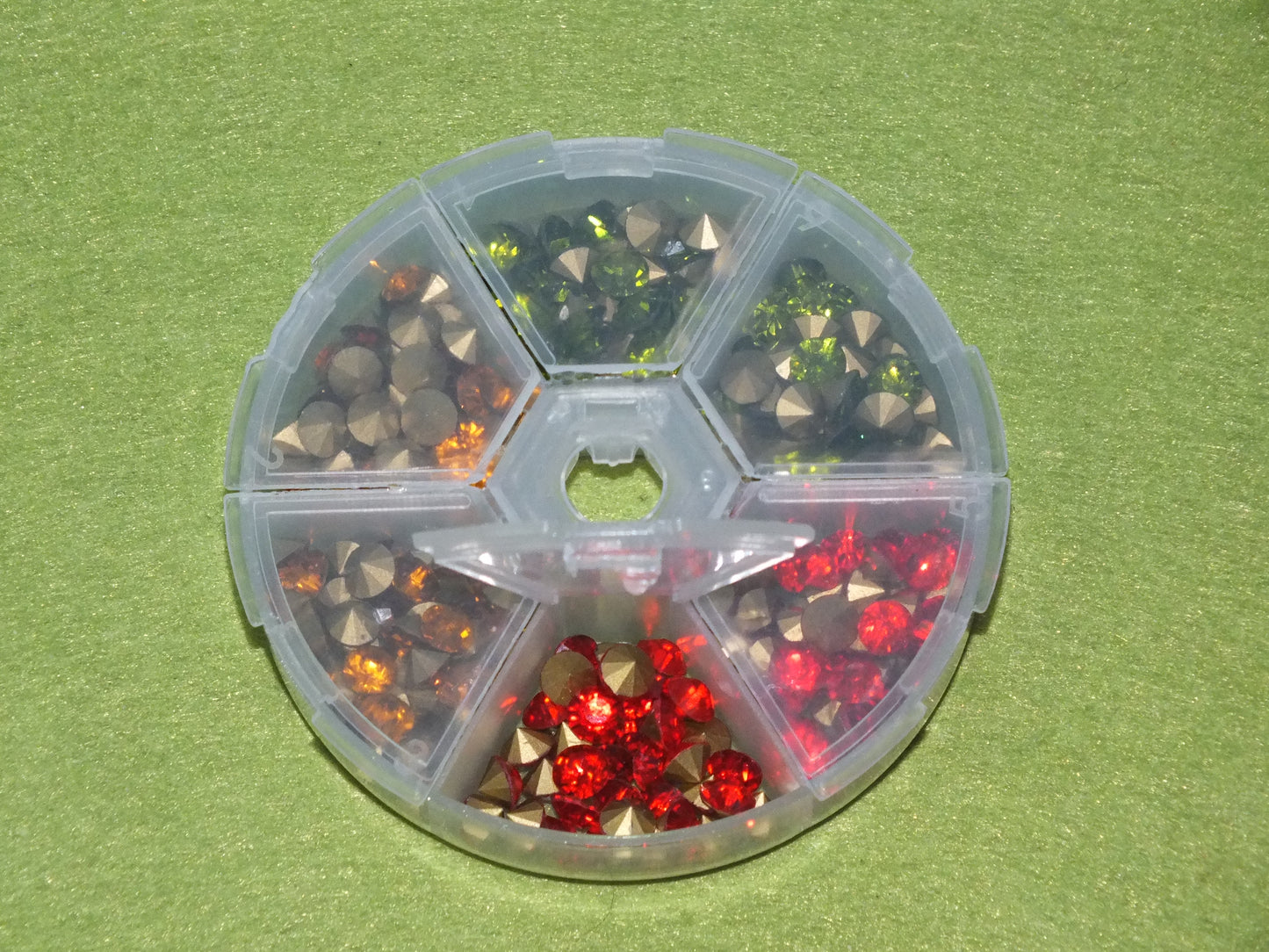 210pcs pointed glass rhinestone 6mm mix, plated back