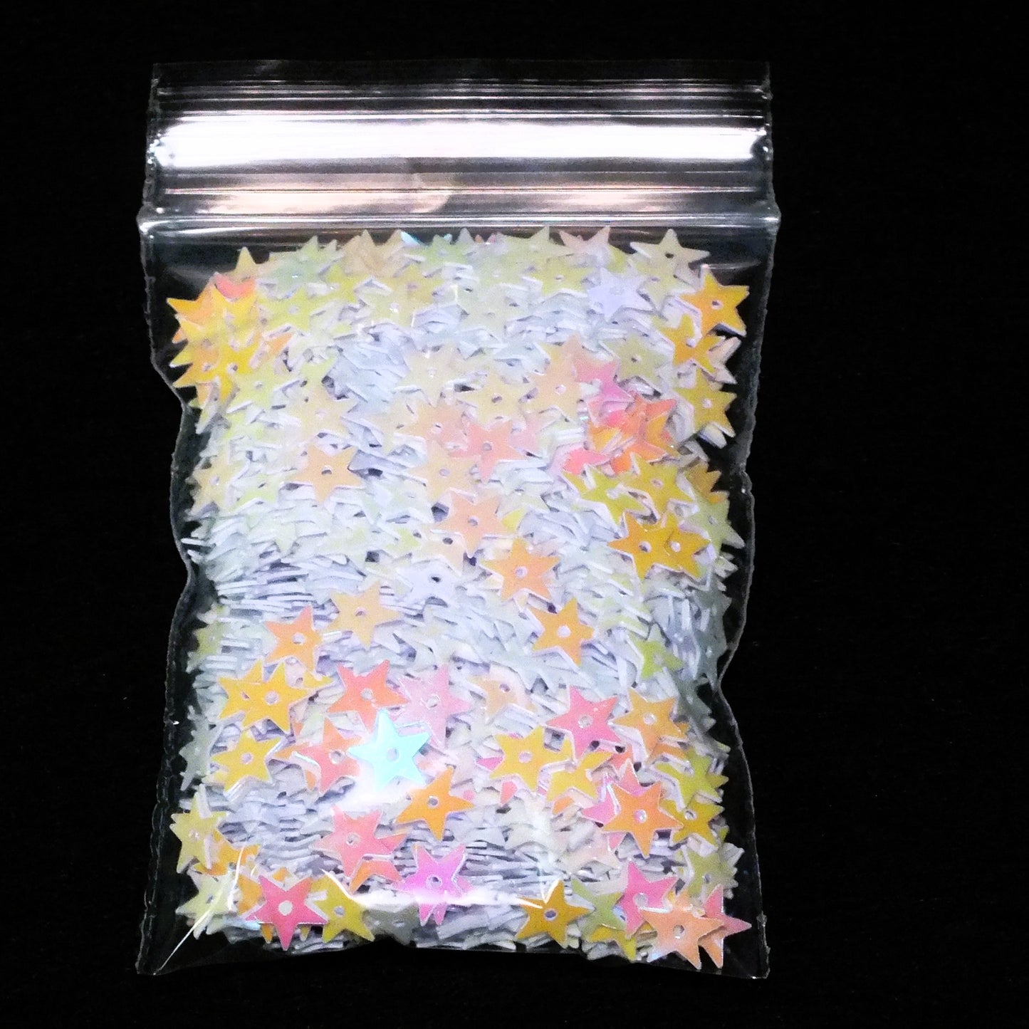 7mm pale pink pearlised star sequins, 15g pack (1,600pcs approx.)
