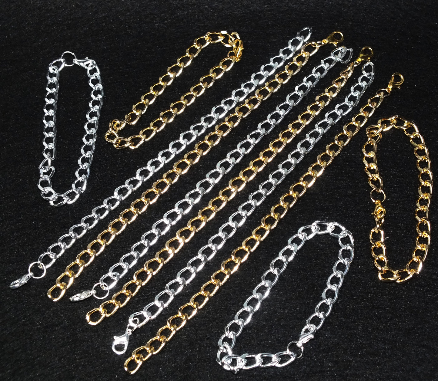 Readymade silver / gold tone curb chain 7.5" bracelets, aluminium, w lobster clasps, for DIY jewellery making.