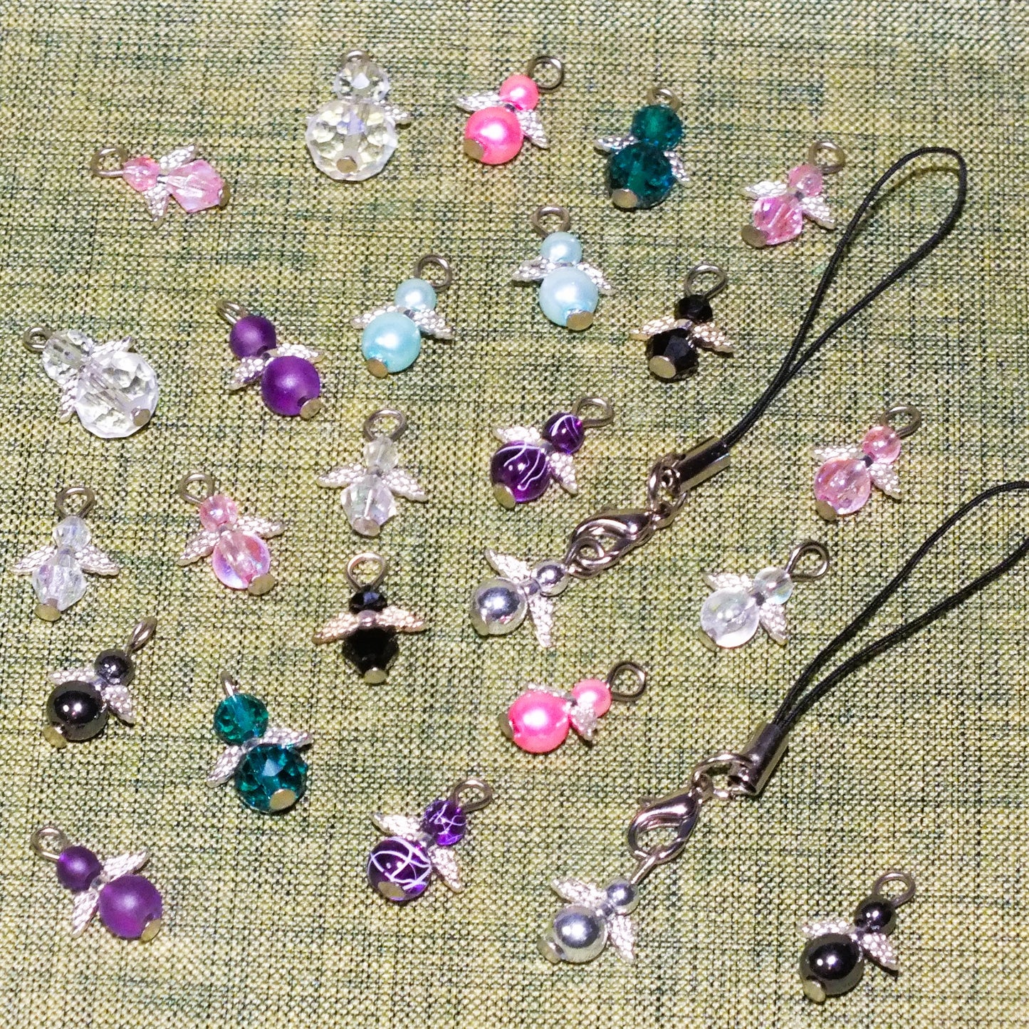 Lucky dip Guardian Angel charms (12-250pcs - large, small or mixed)
