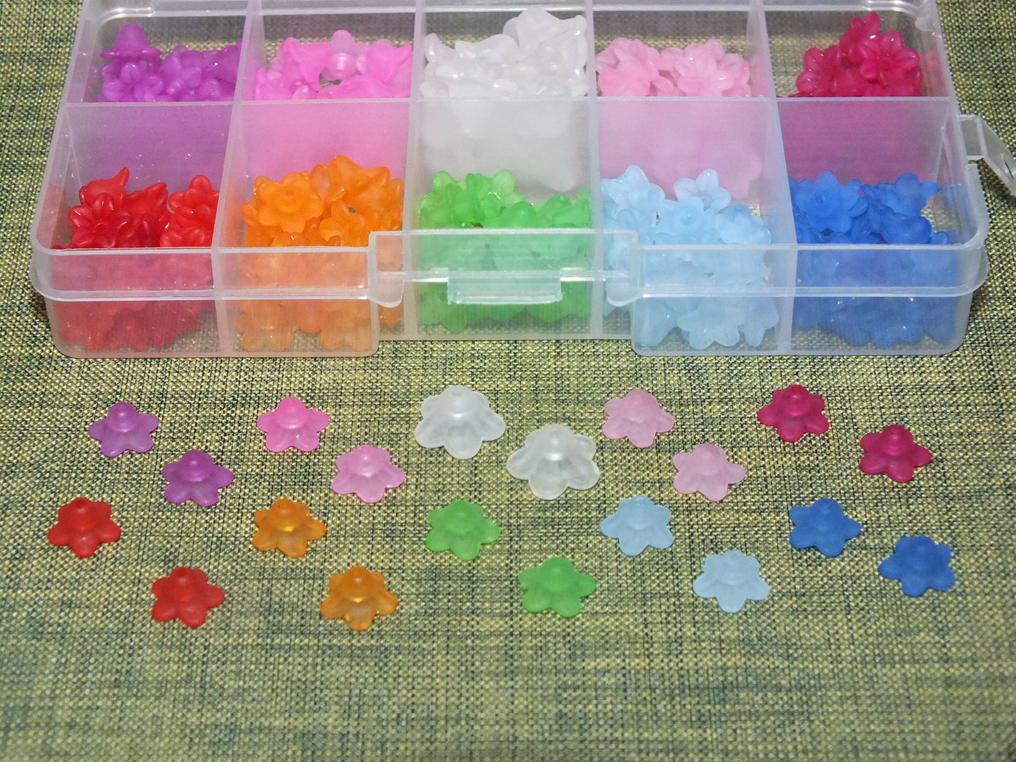 FLOWER GARDEN MIX - small frosted acrylic lucite trumpet flower beads, 245pcs