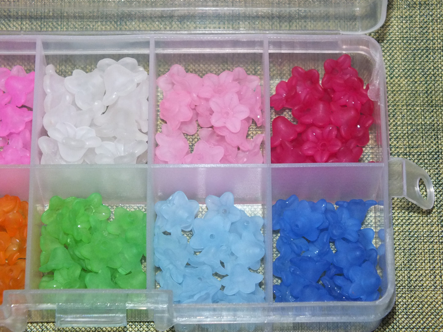 FLOWER GARDEN MIX - small frosted acrylic lucite trumpet flower beads, 245pcs