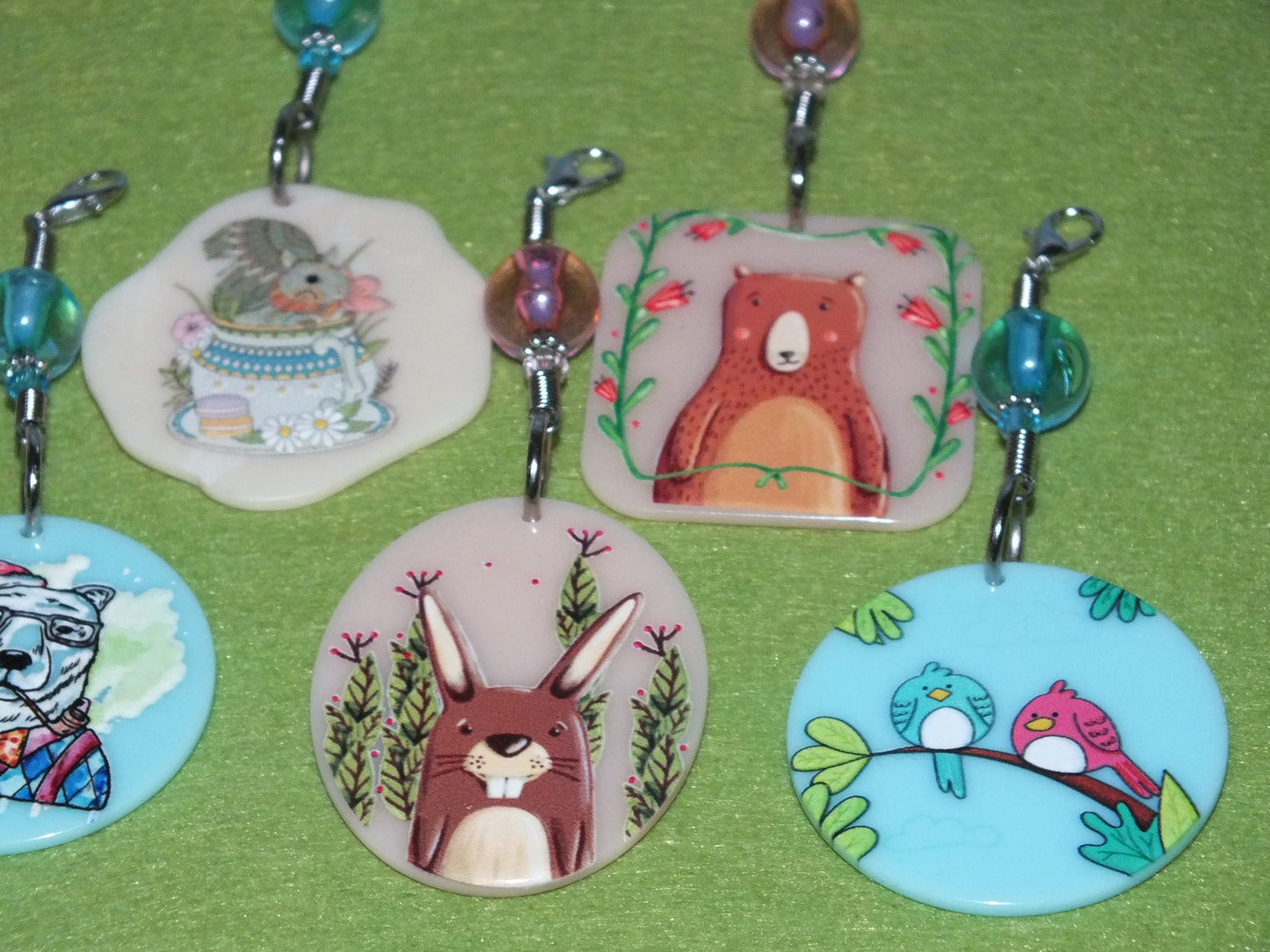 Set of 6 chunky animal dangle charm pendants, ideal for bags, keys, phones