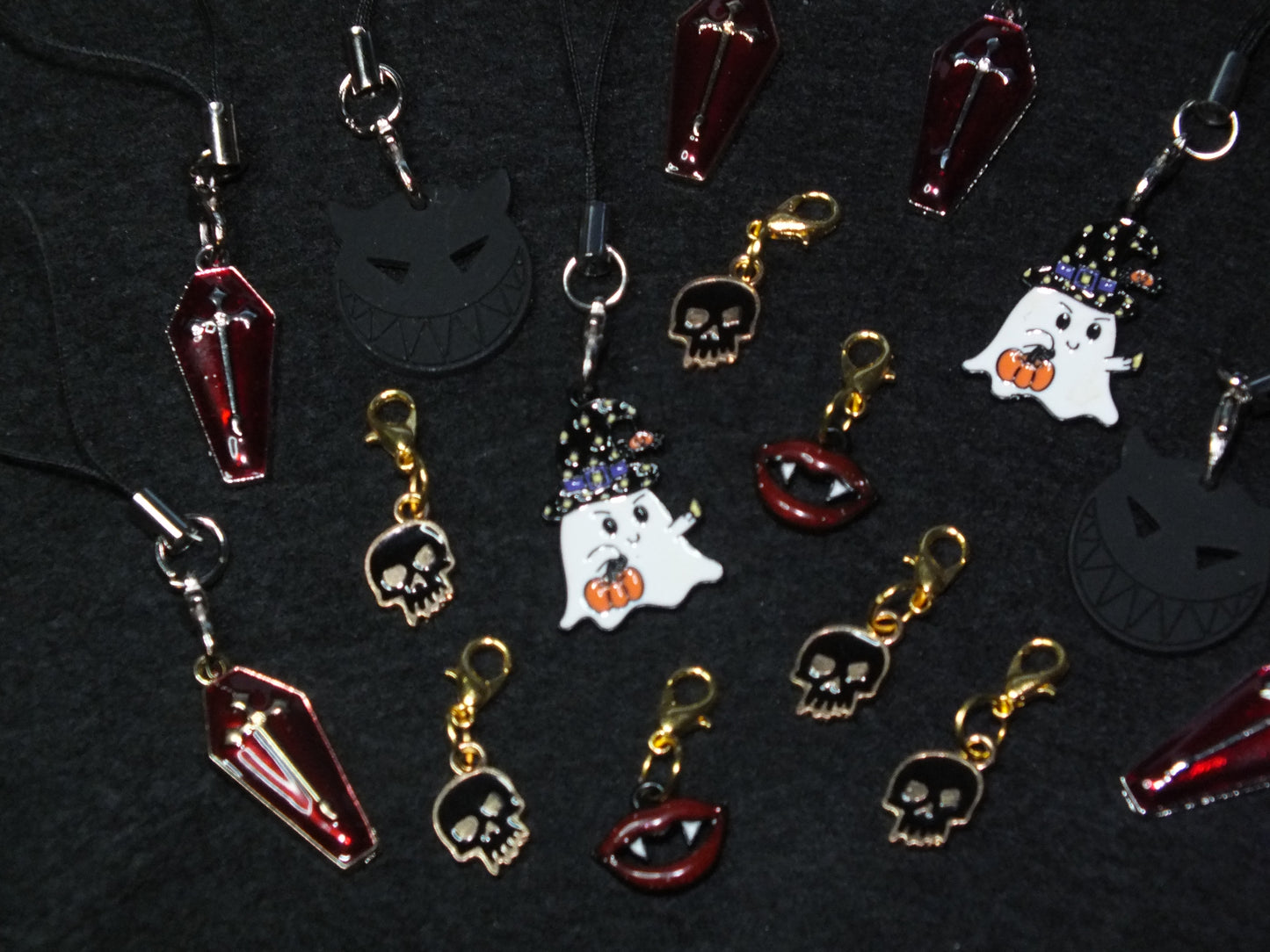 16pcs handmade Halloween dangle phone, bag or key charms on lanyards / clasps, Trick or Treat gift pack