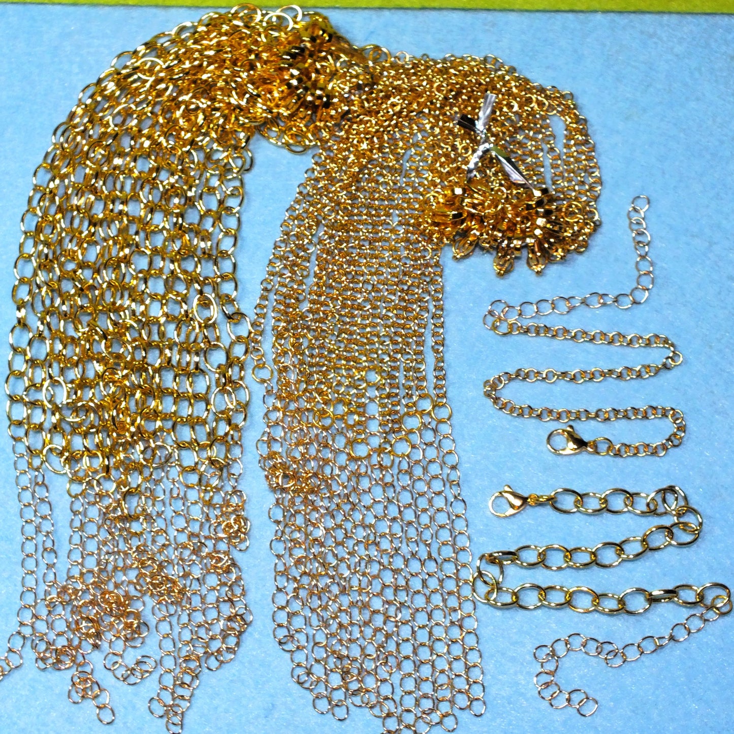 35 handmade chain bracelets, chunky & slim mix gold tone - job lot of friendship bracelets