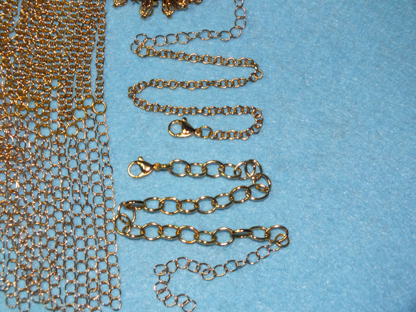 35 handmade chain bracelets, chunky & slim mix gold tone - job lot of friendship bracelets