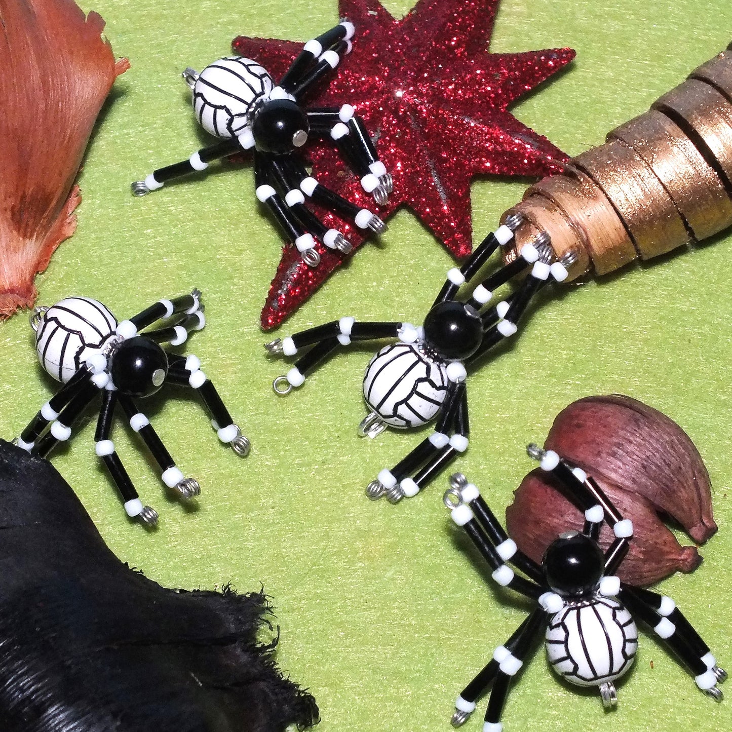4-pack beaded spider charms - "Crunching Tackler", handmade - plain or on lanyards