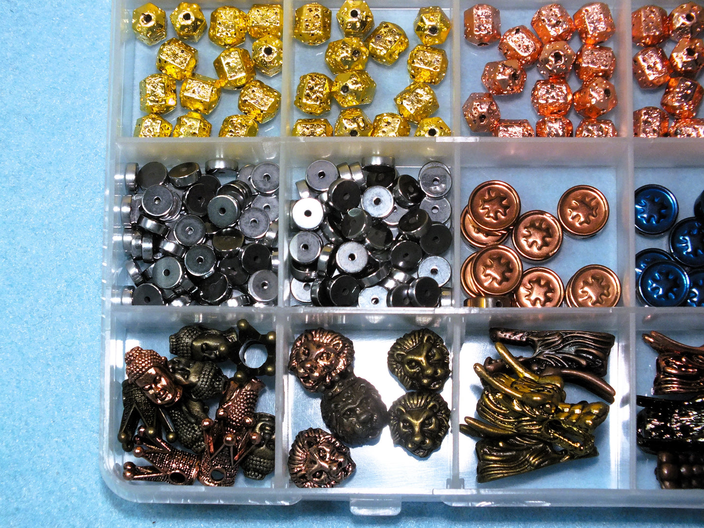 Exquisite heavy metallic bead box - 525pcs wings, dragon, lion, tiger, wolf - includes hematite, European beads, spacers, columns
