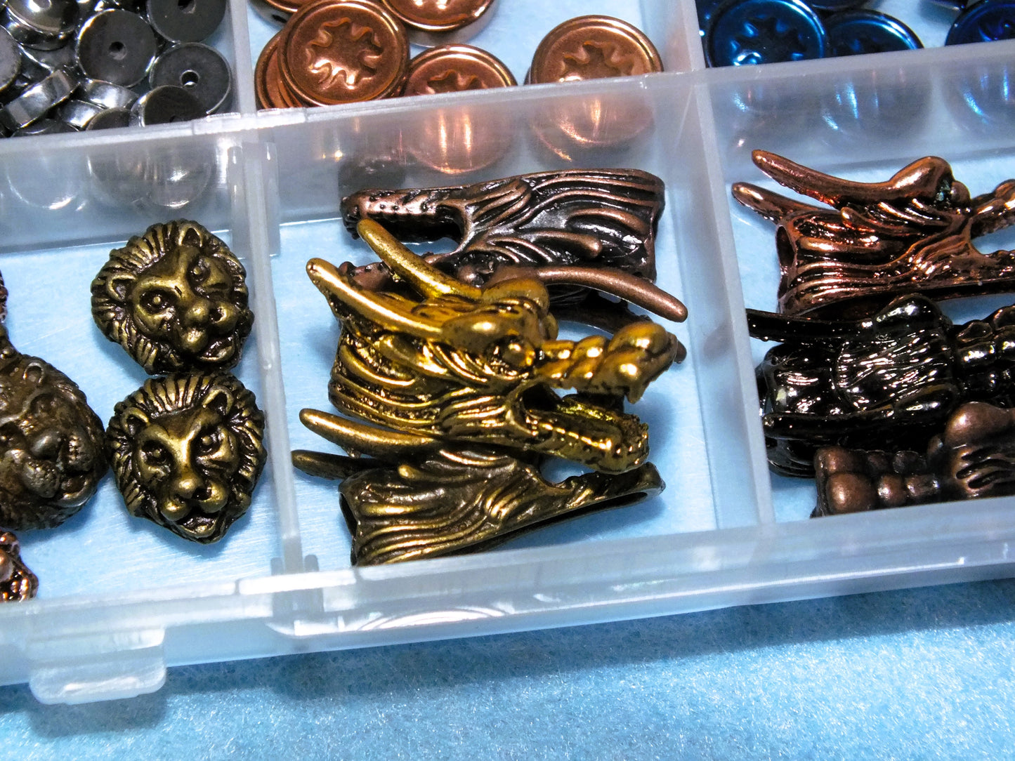 Exquisite heavy metallic bead box - 525pcs wings, dragon, lion, tiger, wolf - includes hematite, European beads, spacers, columns