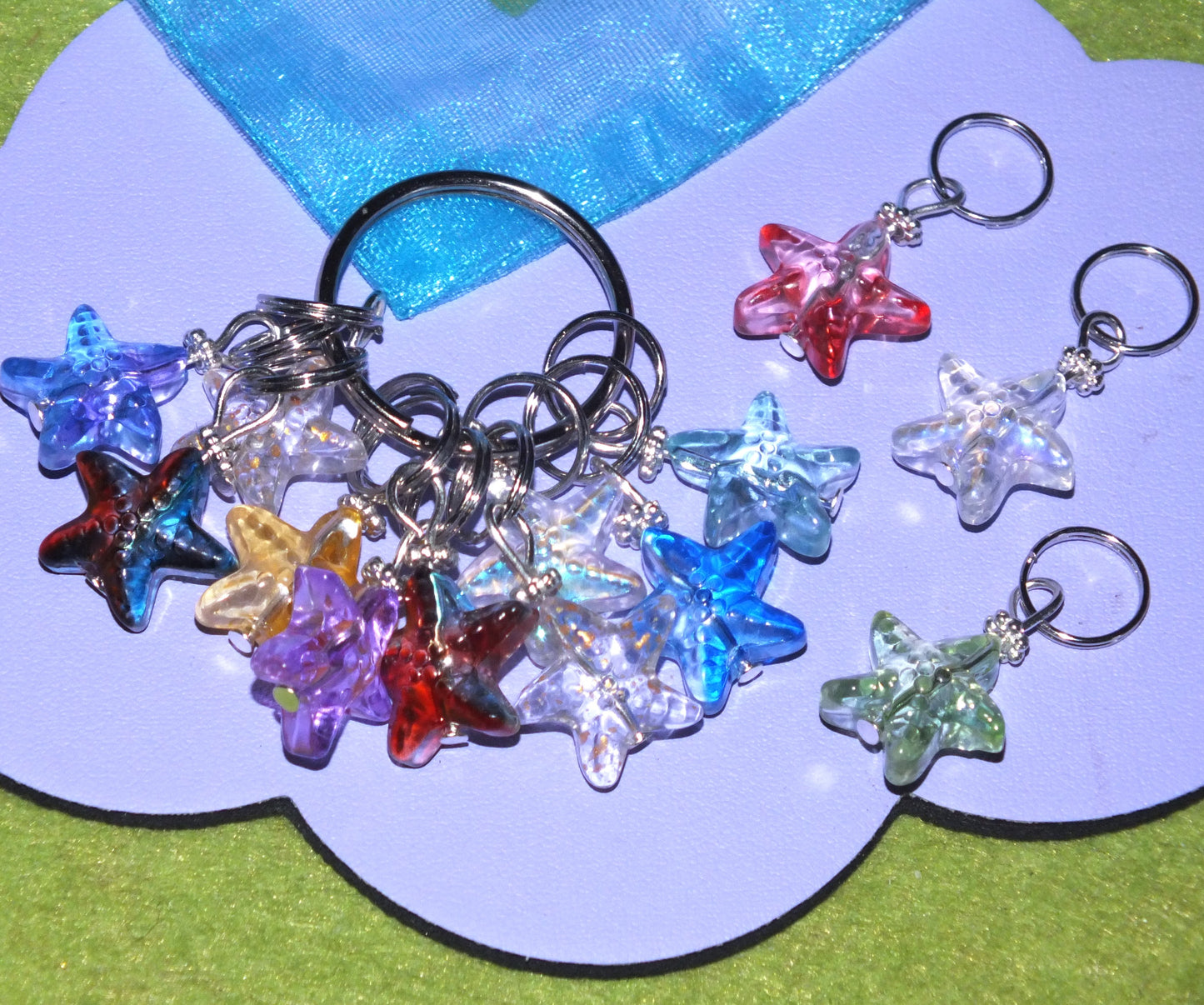10 Glass star knitting stitch markers mix, on split rings with a keyring.