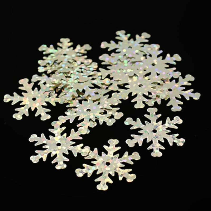 15g pack of 20mm silver snowflake sequins (250pcs approx.)