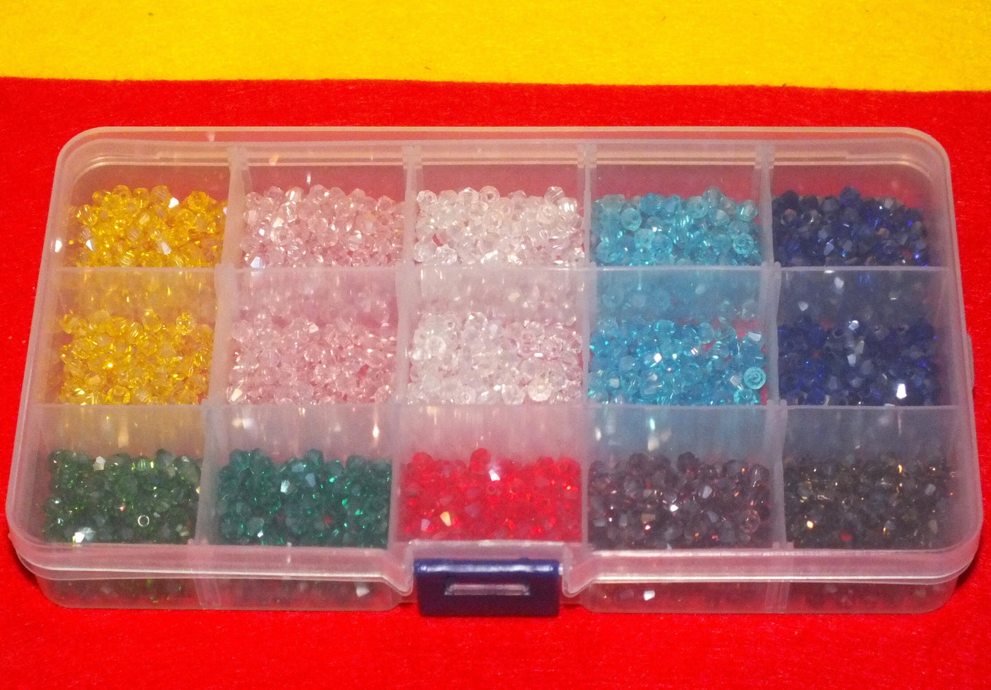 1500pc glass bicones in box, 4mm