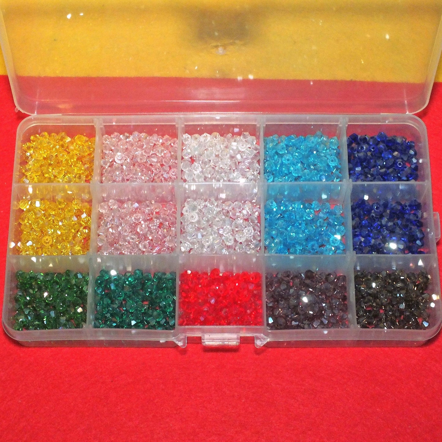 1500pc glass bicones in box, 4mm