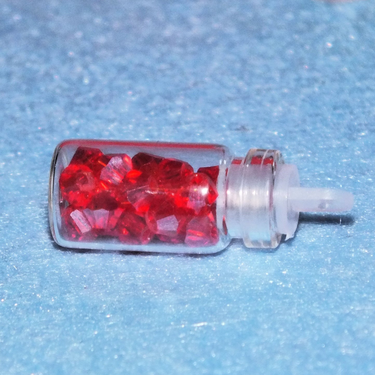 200pcs 4mm crystal glass bicones in 10 small glass bottles, handy beads storage