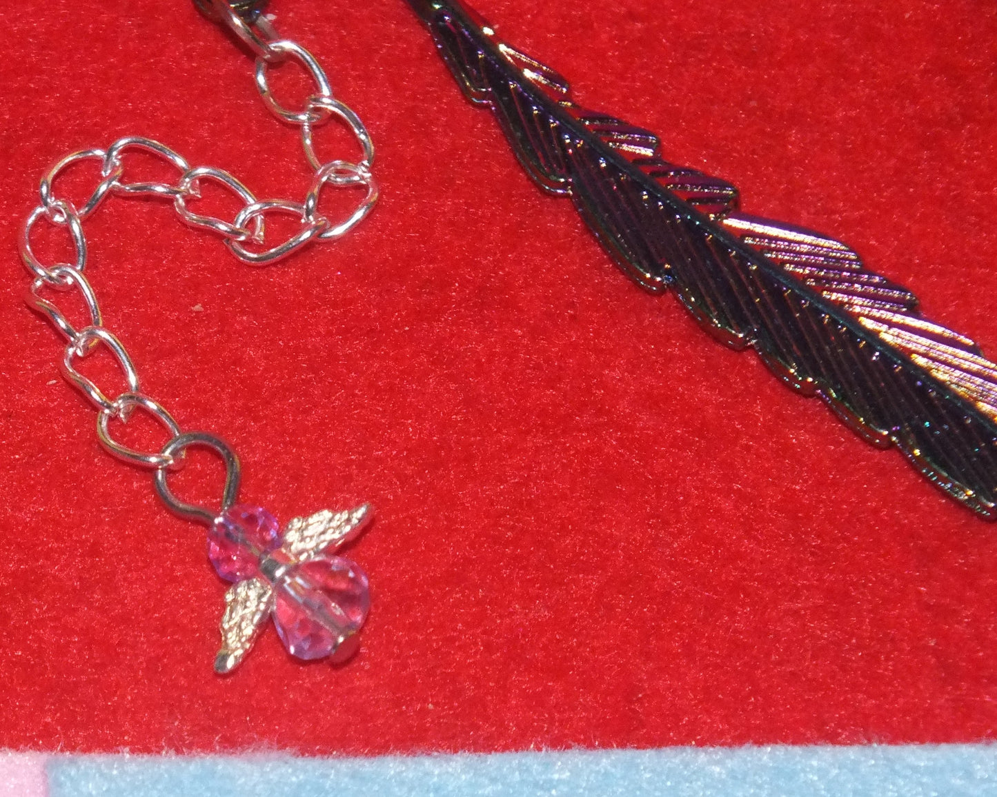 Guardian Angel bookmark with feather design (soft lilac faceted angel)