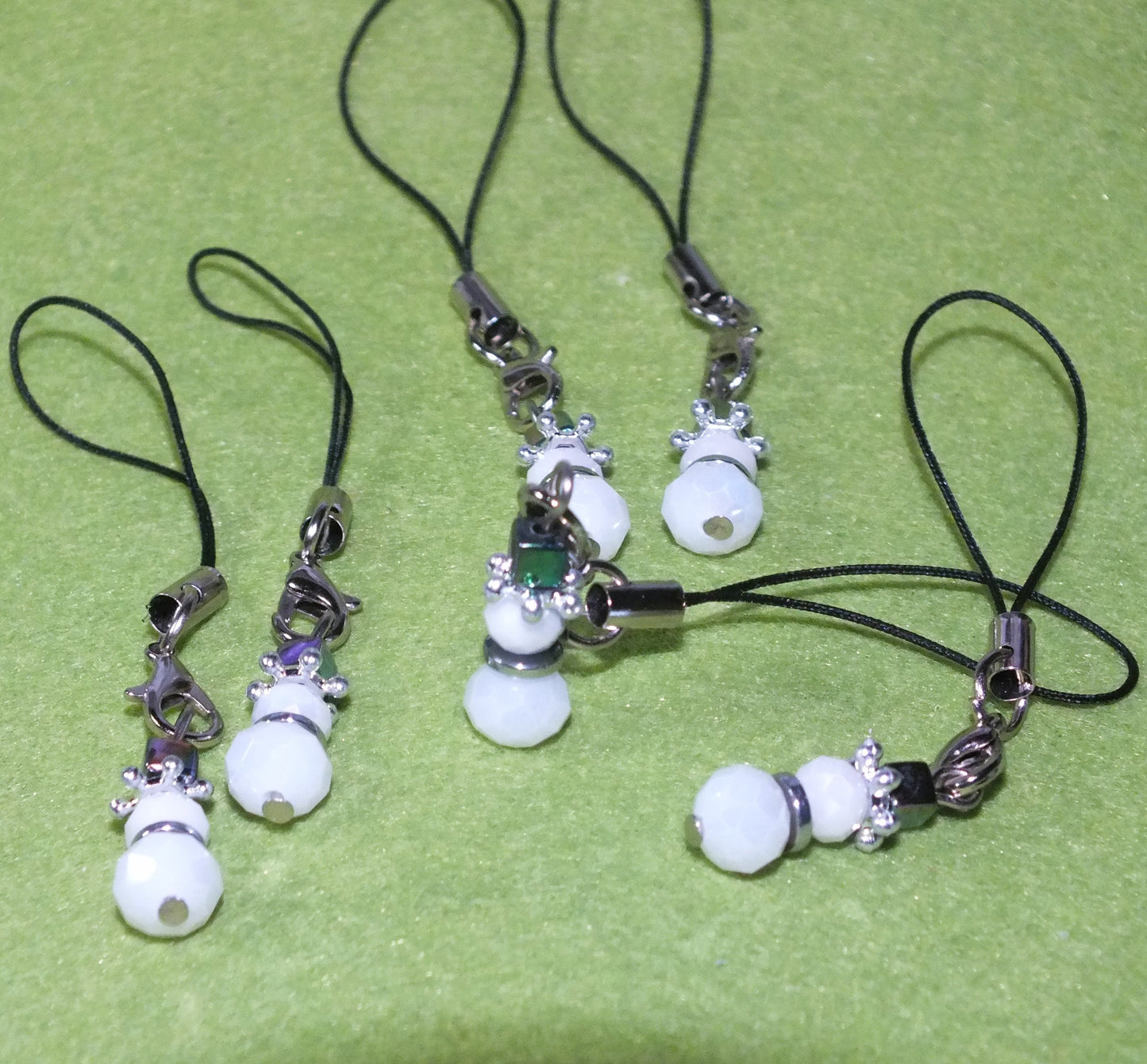 6pcs handmade Snowman dangle charms on lanyards, faceted electroplated glass.