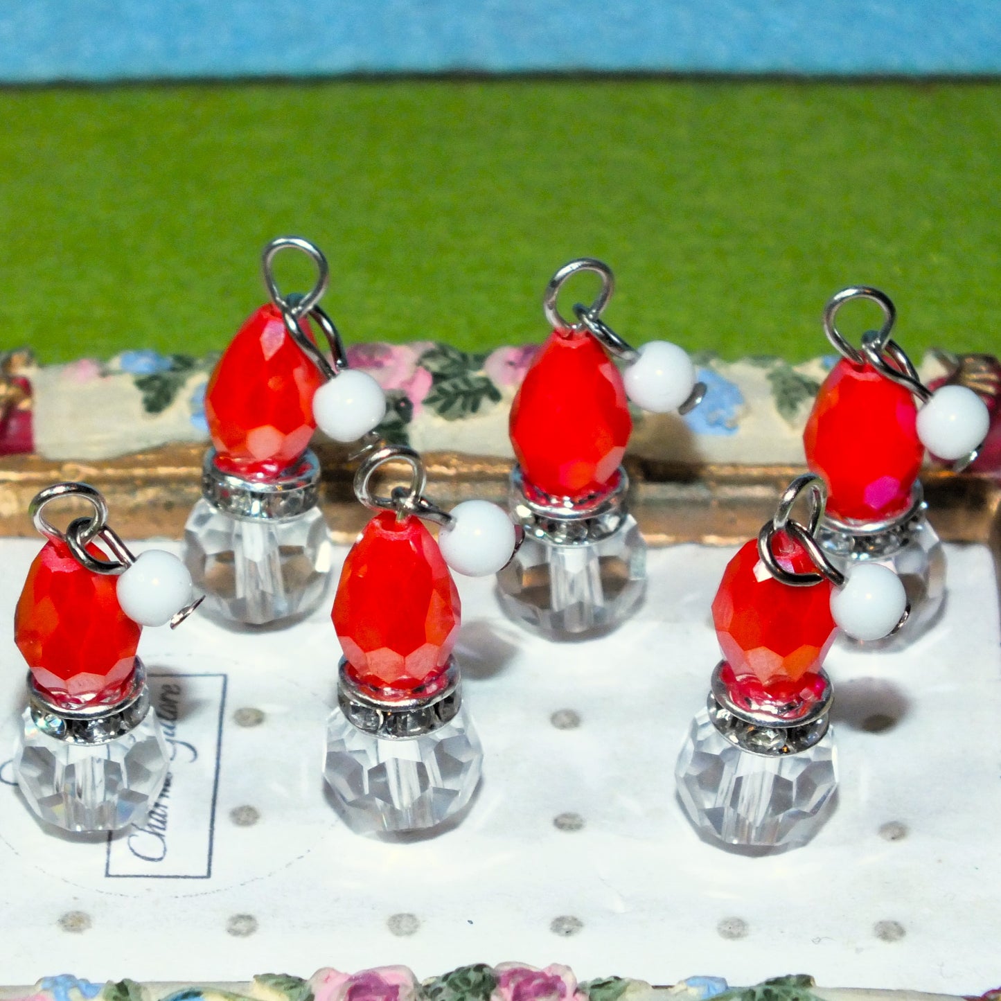 6pcs Handmade Glass Santa Hat Charms With Bobble