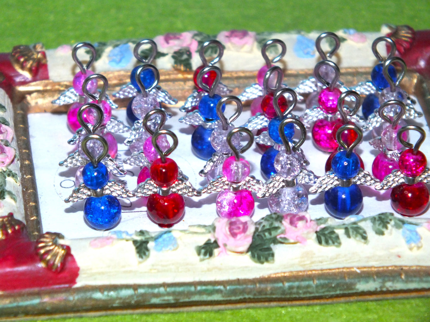 Valentines mix glass angel charms (12-100pcs, plain, on clasps or lanyards)