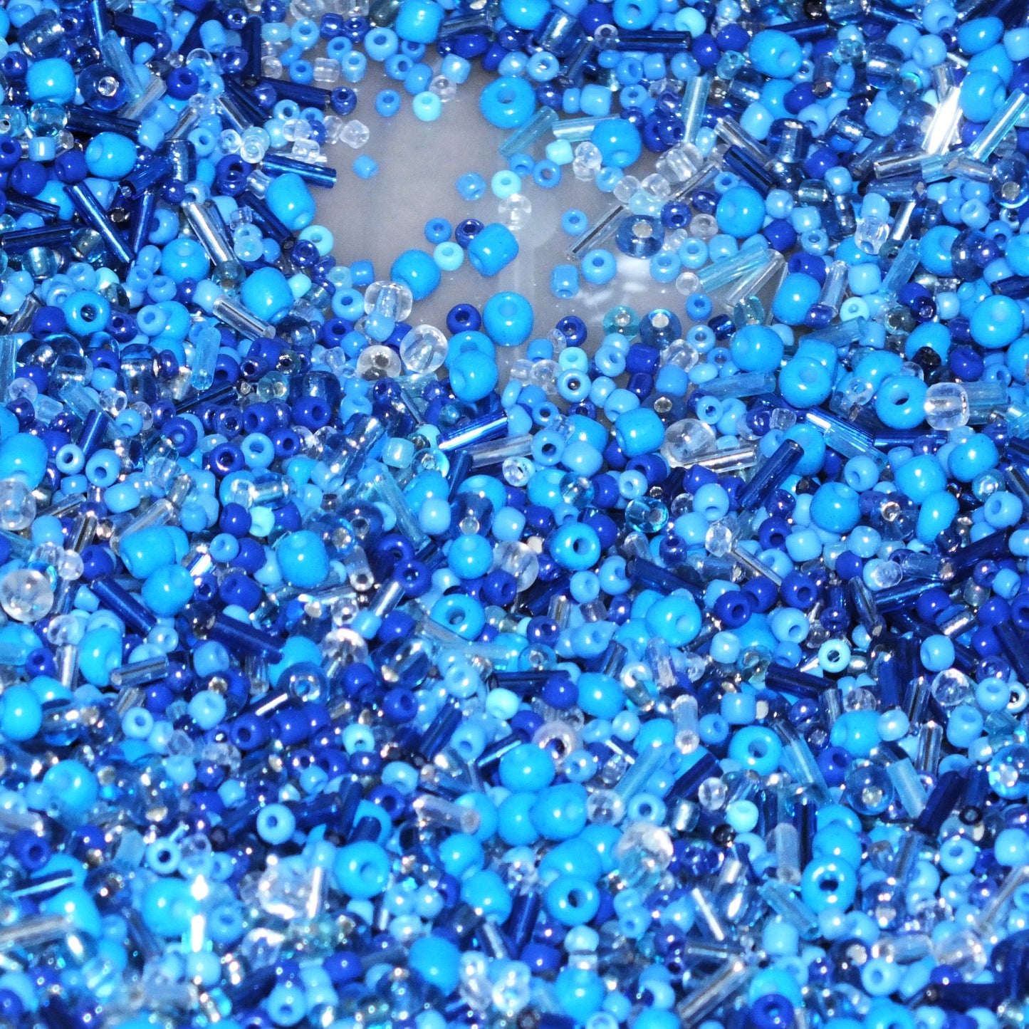 50g - 1kg Seed & bugle mixes - Ocean mix, 1mm~7mm glass beads - blue, clear
