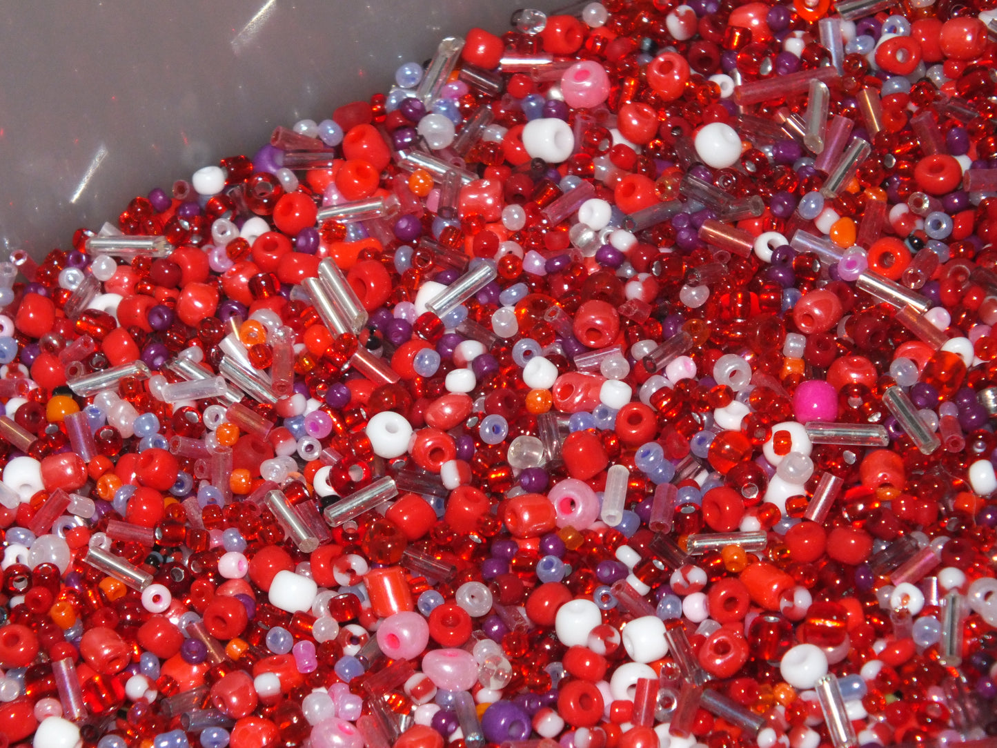 50g - 1kg Seed & bugle mixes - BERRY mix, 1mm~7mm glass beads - red, pink + more