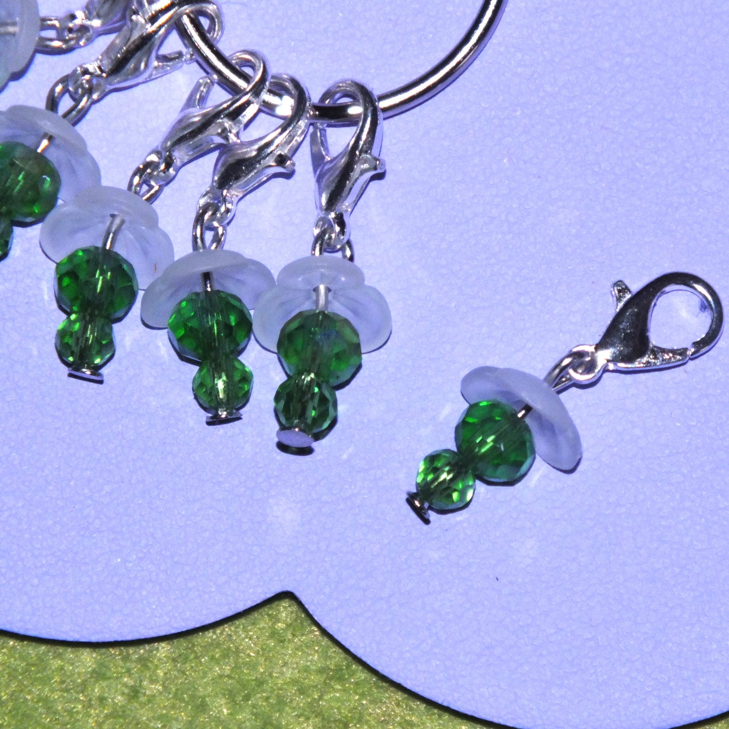 6-12 green flower stitch markers, on clasps with keyring.