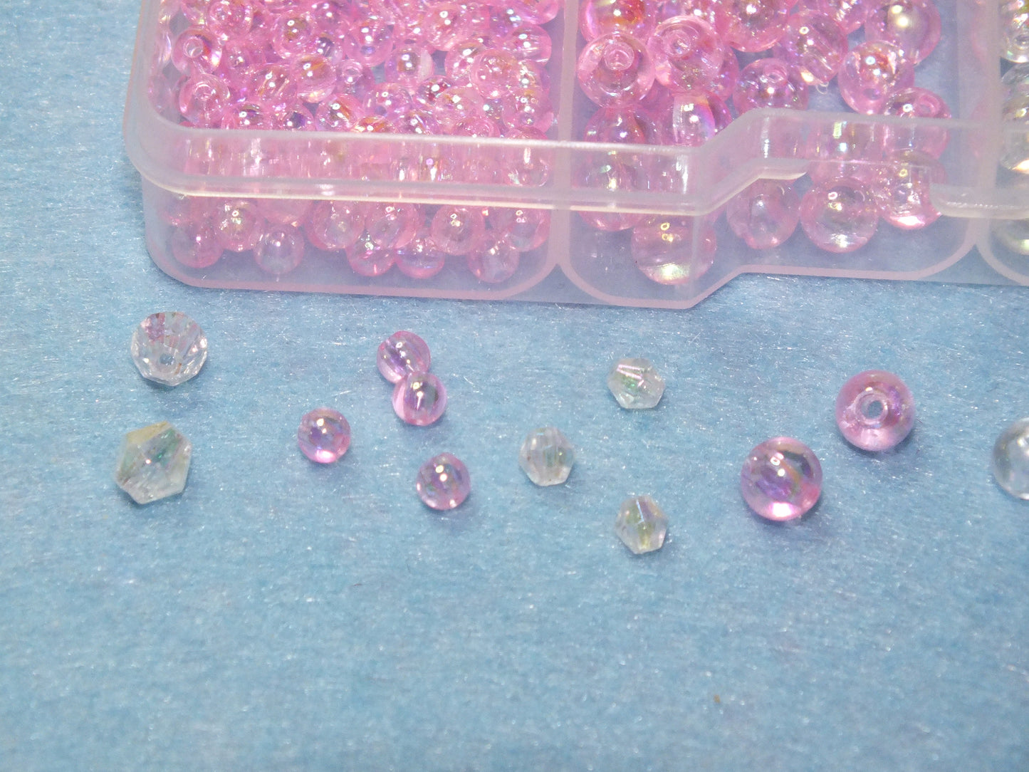 1,000pcs pink / white round & bicone beads, 4mm and 6mm of each.