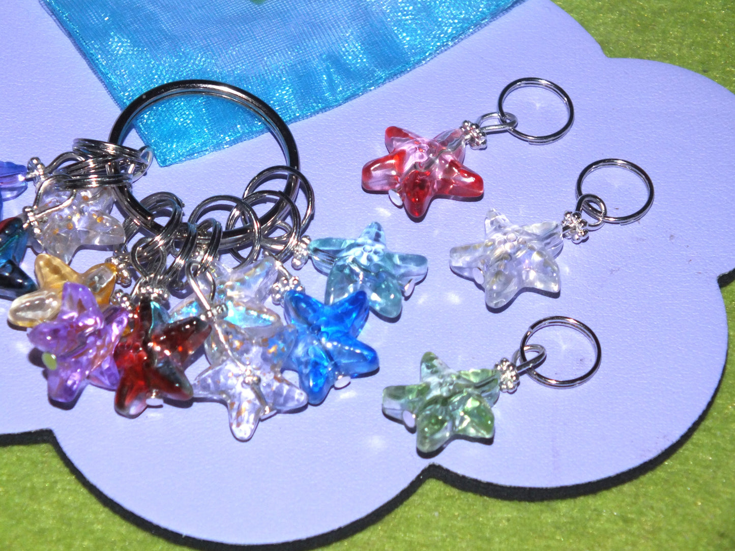 10 Glass star knitting stitch markers mix, on split rings with a keyring.